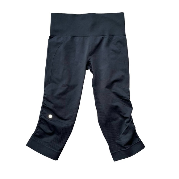 Lululemon Athletica Charcoal Dark Gray Ebb Crop Pant Legging size 6 - Picture 3 of 5